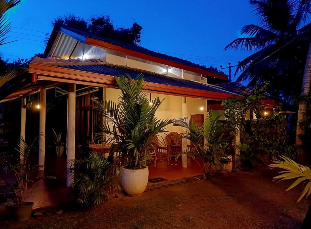 Turtle Island Cabana Tangalle Exterior foto